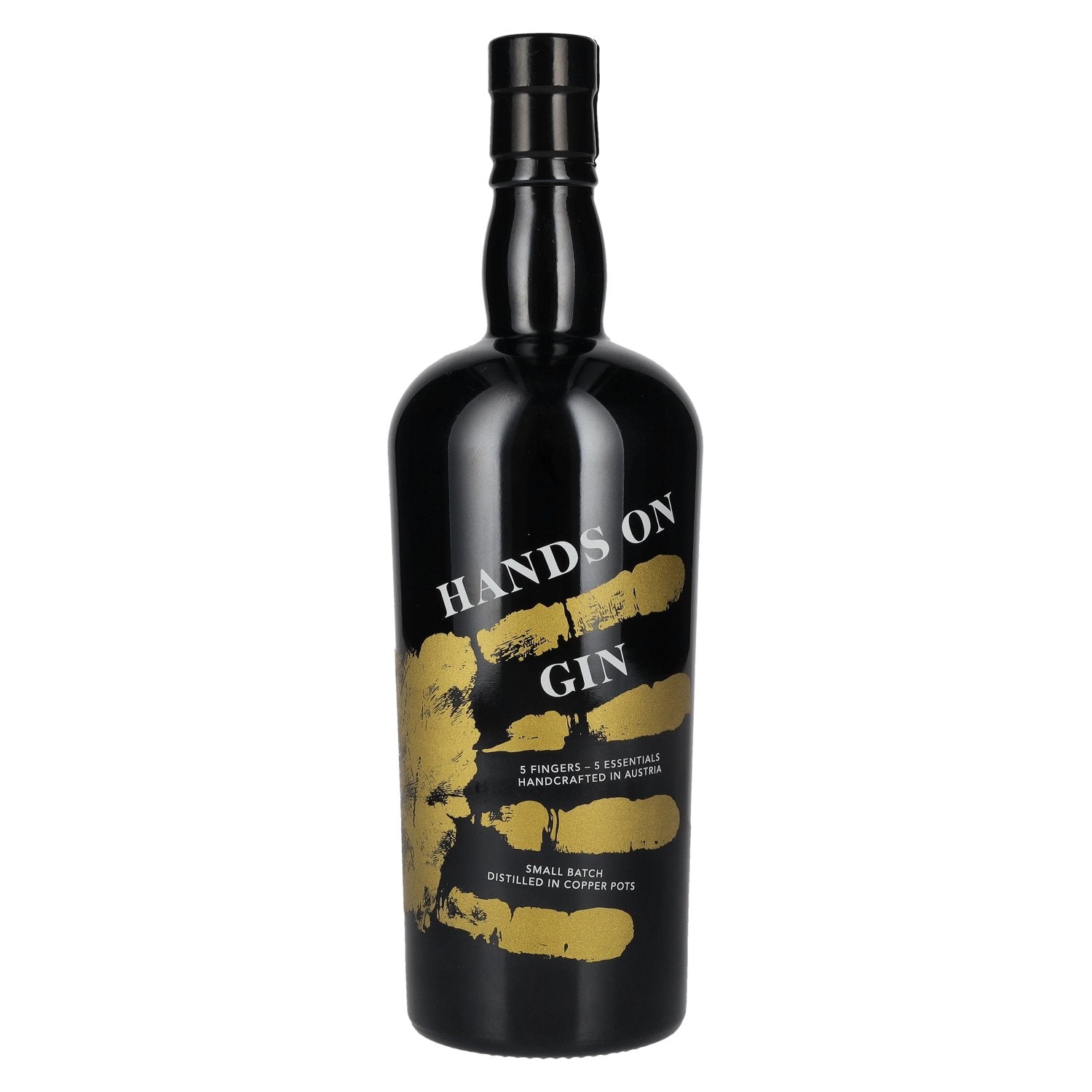 Hands on Gin