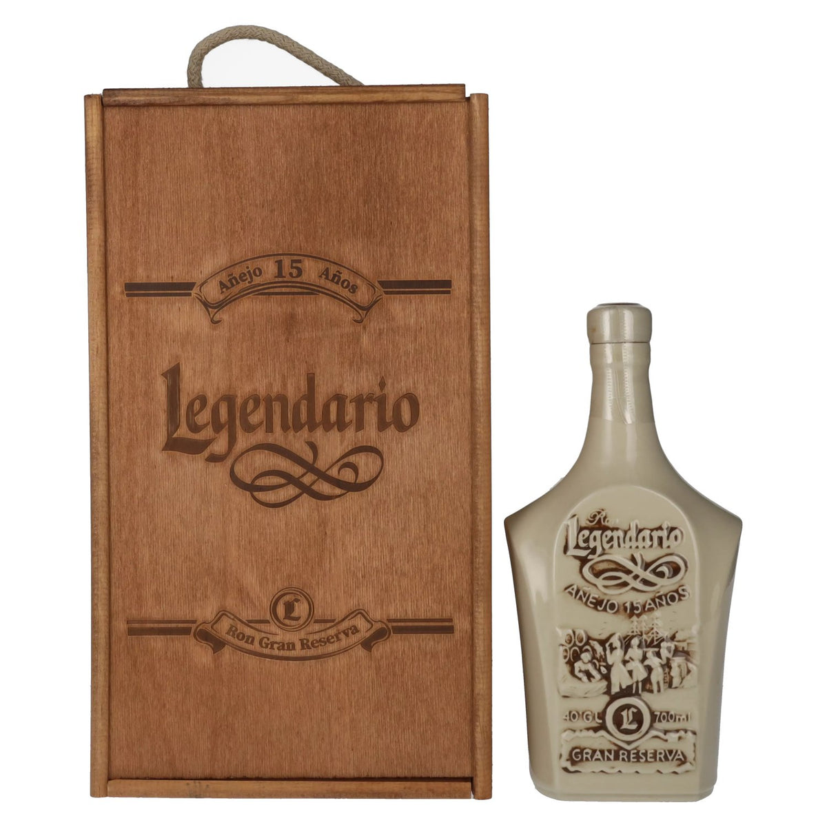Legendario Ron Gran Reserva Añejo 15 Years 40% ABV 0.7 litres in a wooden box